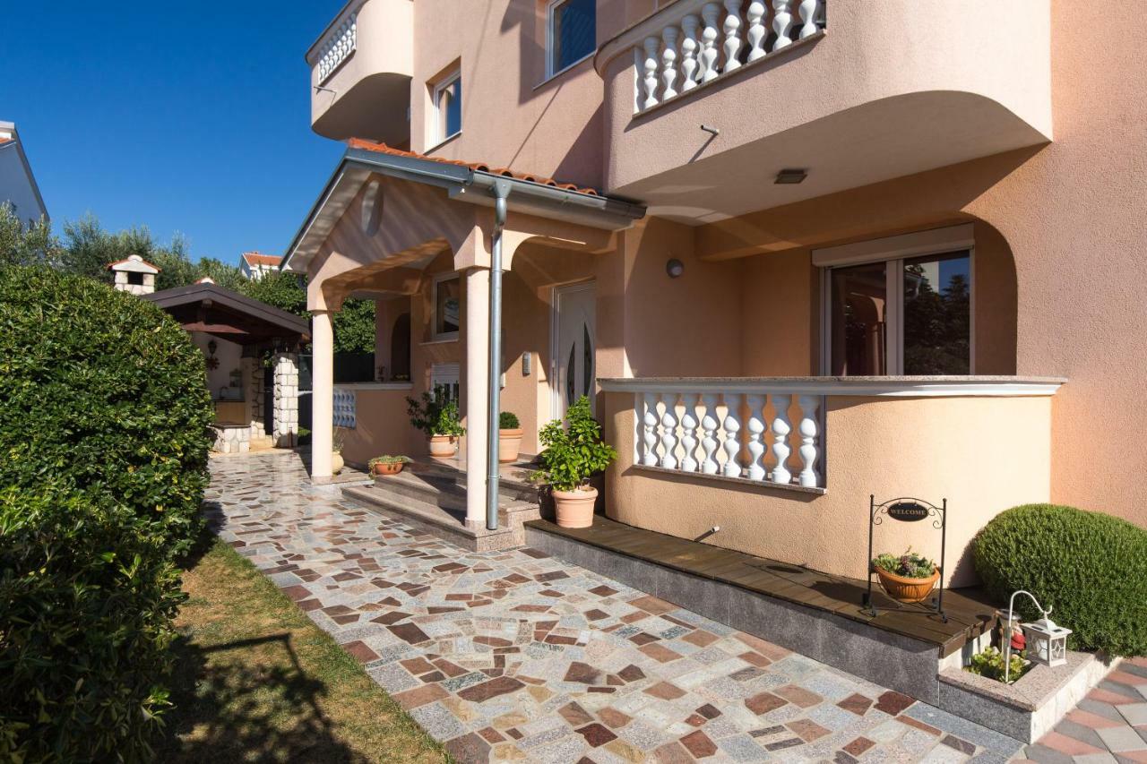 Villa Janja ยาดราโนโว ภายนอก รูปภาพ